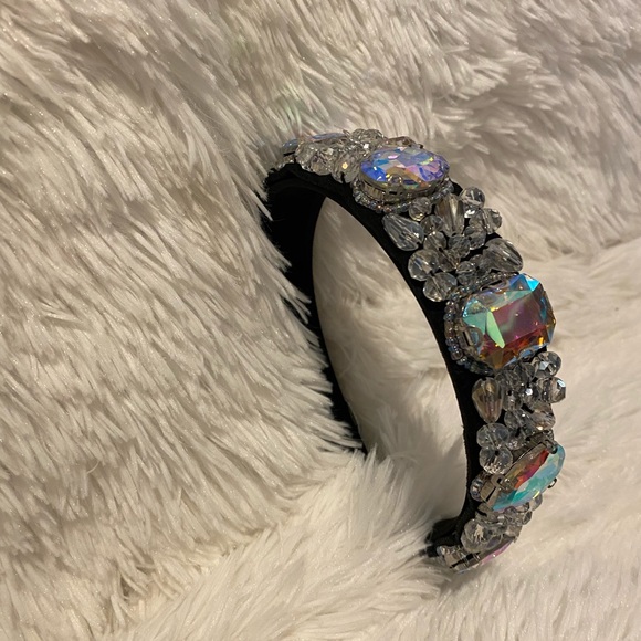Women’s crystal headband main image 6